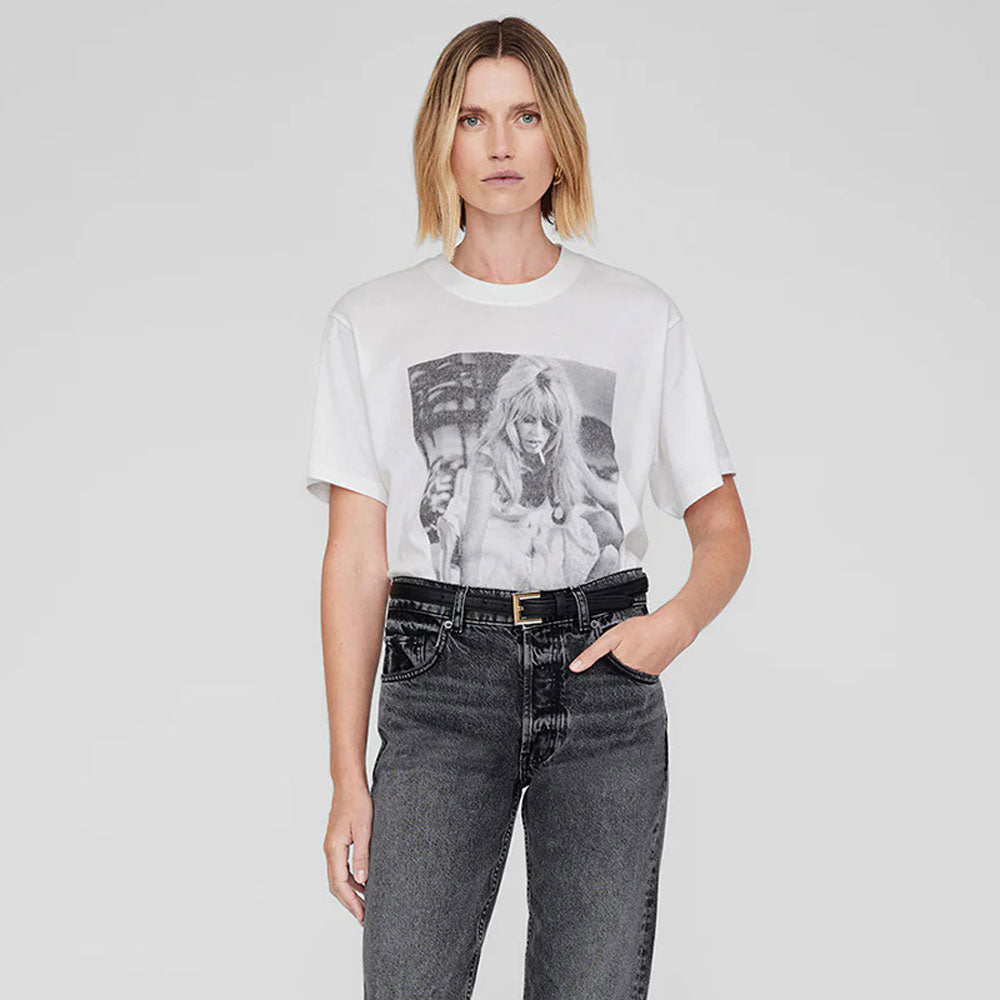 Snygg T-shirt med grafiskt digitaltryck